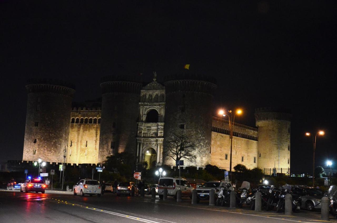 La Casa Spagnola Napoli Exterior photo