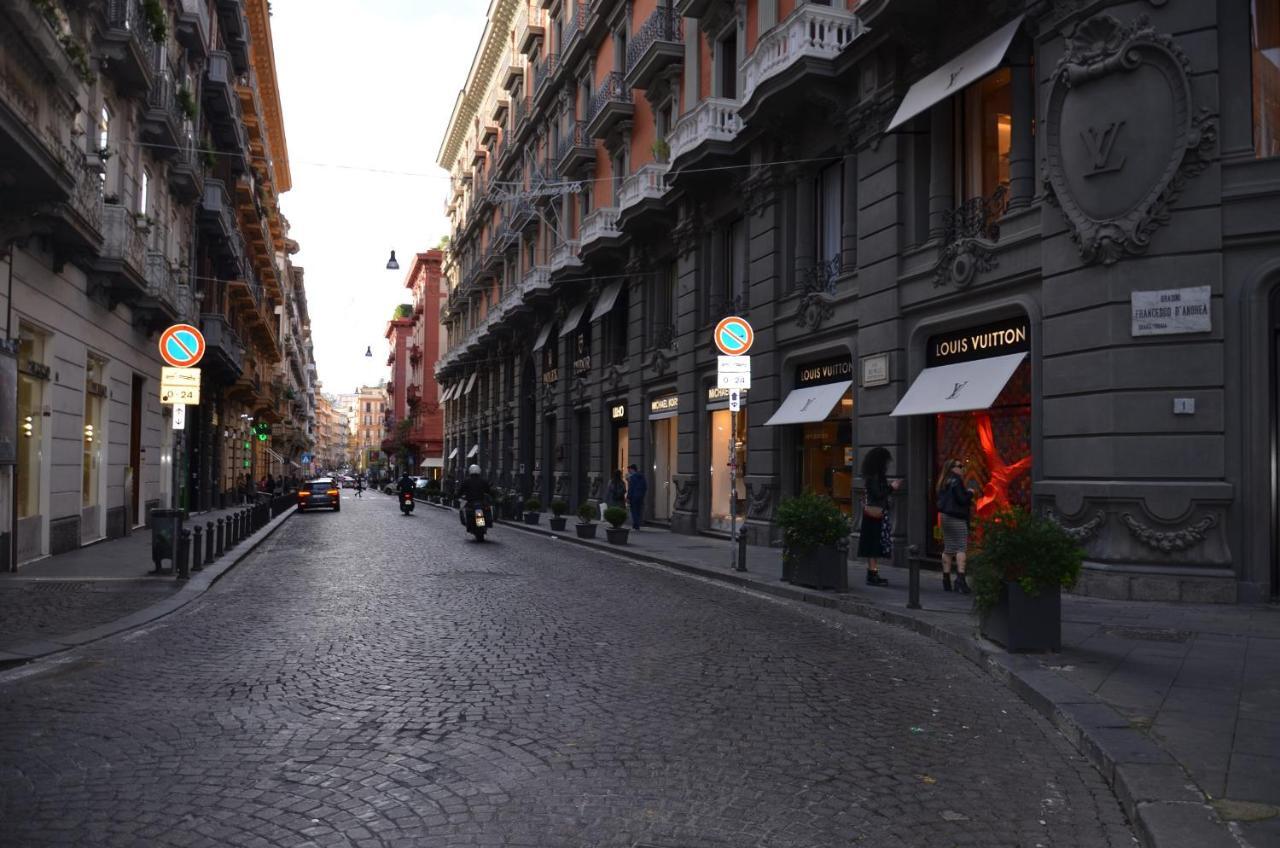 La Casa Spagnola Napoli Exterior photo