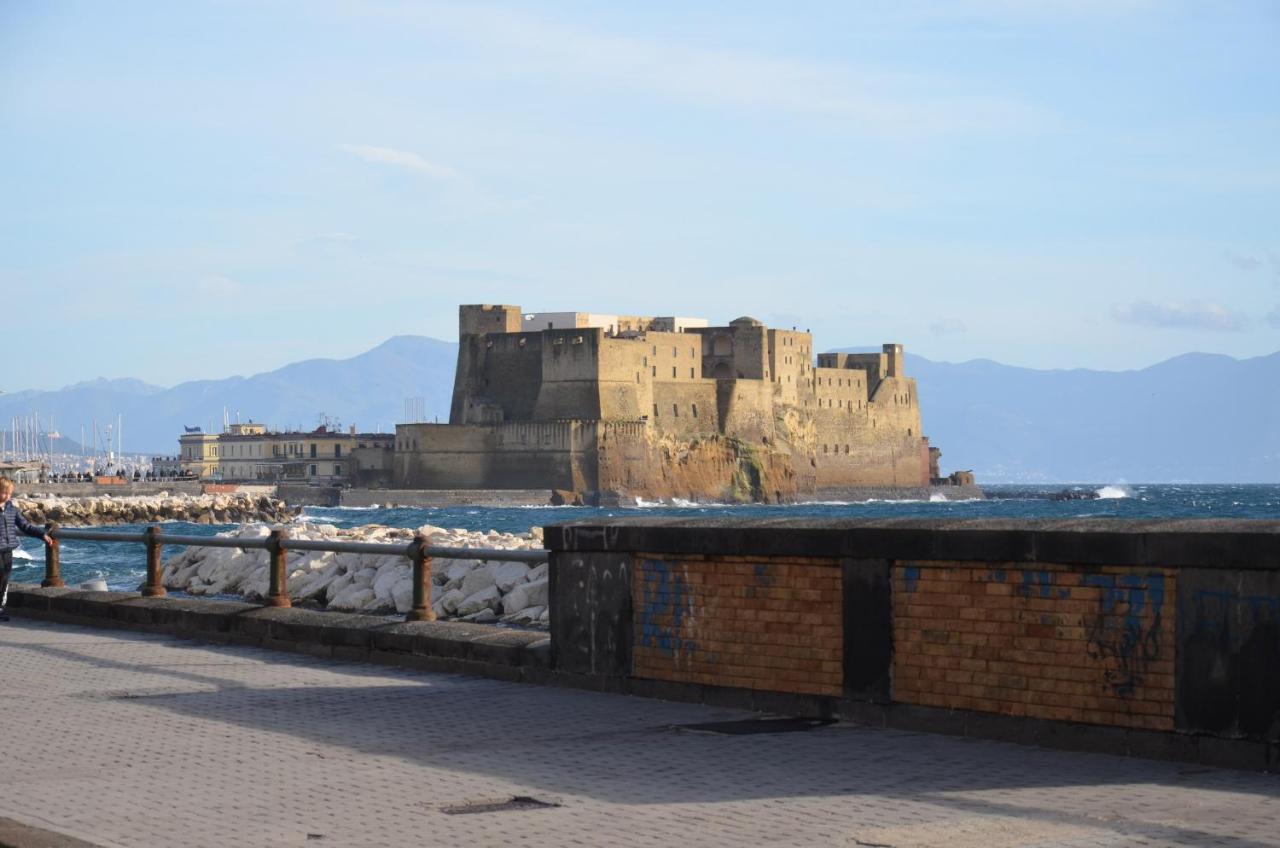 La Casa Spagnola Napoli Exterior photo